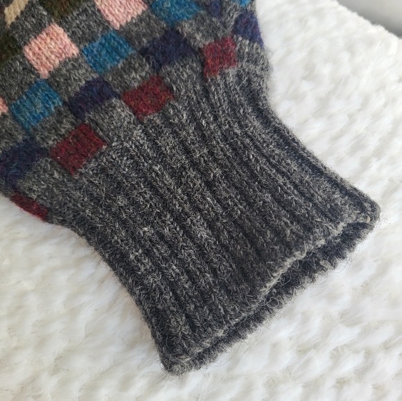 Vintage Cacharel wool Sweater - Picture 8 of 12